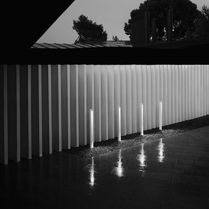 garden bollard light