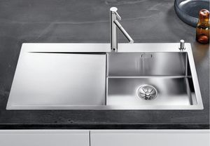 single-bowl kitchen sink 1