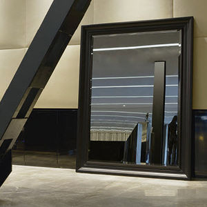 free-standing mirror