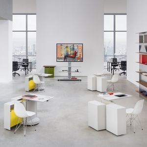 workstation desk 1