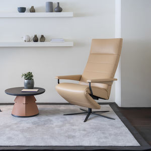 contemporary relaxing armchair
