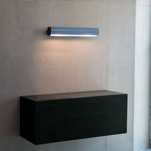 contemporary wall light