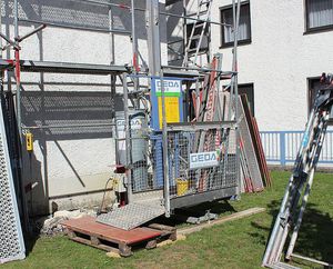 construction site freight elevator