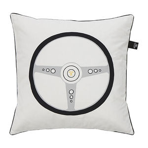 square cushion