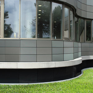 aluminum ventilation grill 1