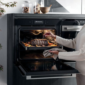 electric oven