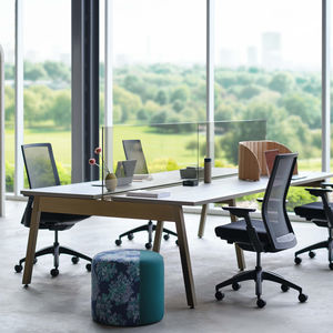 desk mounted office divider 1