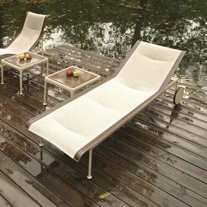 contemporary sun lounger / mesh / cast aluminum / extruded aluminum