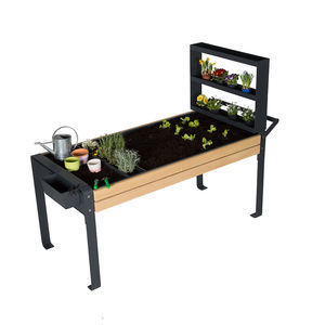 wooden planter 1