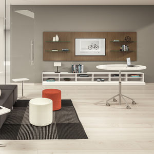 wall-mounted shelf 1