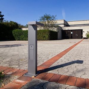 garden bollard light 1