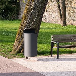 public trash can