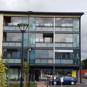 glass panel balcony