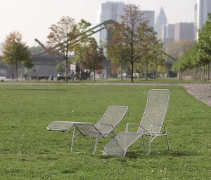contemporary sun lounger