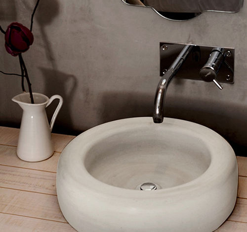 Countertop washbasin - A Cimenteira do Louro - concrete / round / contemporary