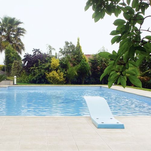 Concrete swimming pool coping - PORTUCALE - A Cimenteira do Louro - non-slip