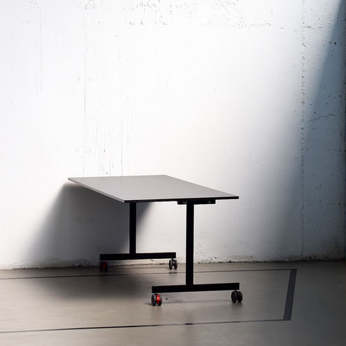 Contemporary classroom table - NESTER - Iduna S.A. - laminate / metal base / rectangular