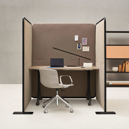 Contemporary table - DOMINO  - Quinti. - wooden / metal base / rectangular