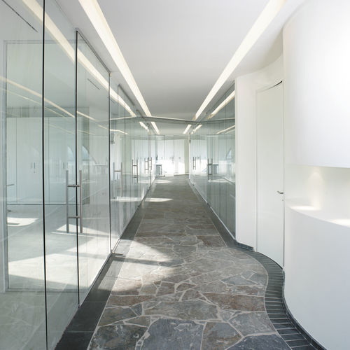 Glass partition - CRYSTAL - UFFICIO DESIGN ITALIA - commercial / for offices / transparent