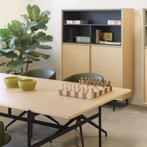 Free-standing bookcase - BLADE  - True Design srl - contemporary / commercial / wooden