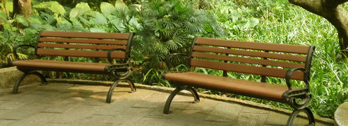 Traditional garden bench - ULTRASHIELD® - newtechwood - composite
