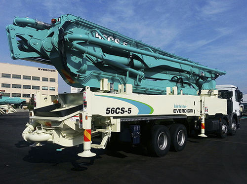 Mobile concrete pump - ECP56CS-5 - Everdigm Corp - truck-mounted