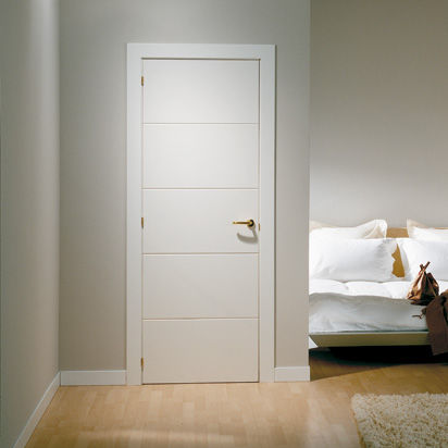 Interior door - MML4 SERIES - MARCOS MARTINEZ MINGUELA - wooden / swing / without glazing