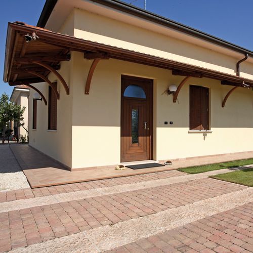 Patio canopy - IL CEPPO - entrance / wooden frame / inclined