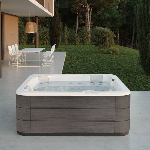 Above-ground hot tub - MALEA - ASTRALPOOL - square / 5-person / wooden