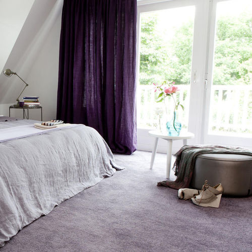 Tufted carpet - PARADE PALESSE - Tarkett RESIDENTIAL - synthetic / plain / gray