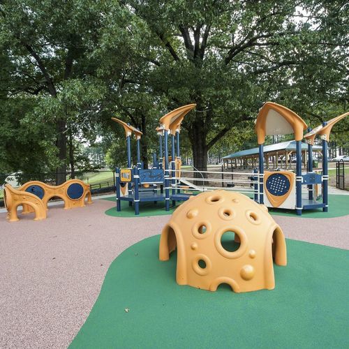 Playground structure - Brahan Spring Park - Design 6935 - LANDSCAPE STRUCTURES - stainless steel / powder-coated steel / polyethylene