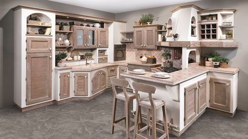 Traditional kitchen - LUISA - CUCINE LUBE - walnut / ash / with handle