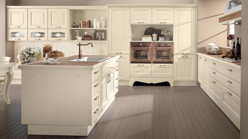 Traditional kitchen - VERONICA - CUCINE LUBE - wooden / island / with handle