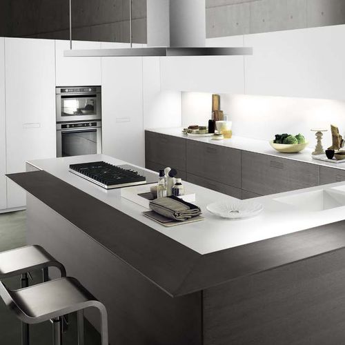 Contemporary kitchen - TOUCH - COMPOSIT - oak / U-shaped / handleless