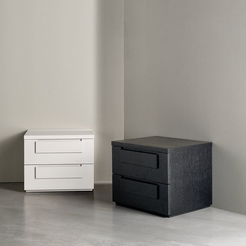 Contemporary bedside table - NOTE    - MERIDIANI - lacquered wood / oak / wooden base