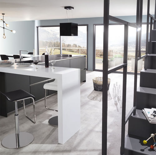 Contemporary kitchen - AMBIANCE OPTIMALE - Mobalpa - slate / quartz / Corian®