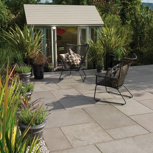 Limestone paving slab RIVERWASHED BRADSTONE garden