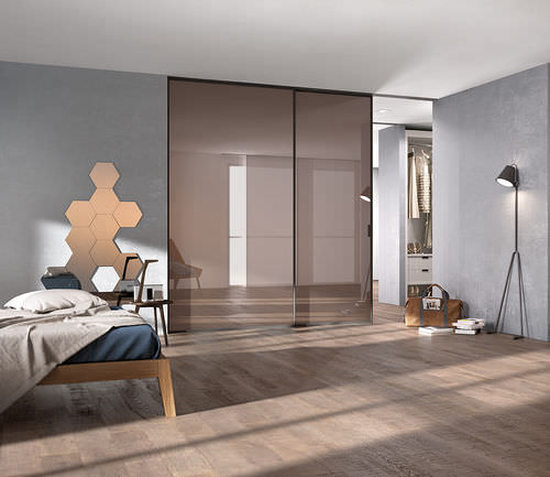 Interior walk-in closet door - DELINEO PROFILO METALLIZZATO VULCNAO CRISTALLO SPECCHIO BRON - FerreroLegno - glass / aluminum / sliding