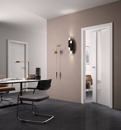 Interior door - NOVA e NOVAVETRO - FerreroLegno - wooden / swing / semi-glazed