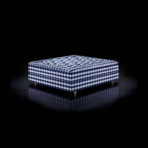 Double bed - HERLEWING® - Hästens - contemporary / upholstered / cotton