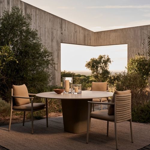 Contemporary dining table - TAO - Tribù - concrete / concrete base / oval