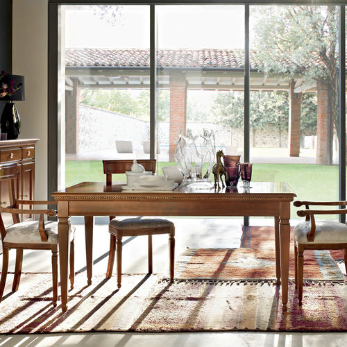 Traditional table - TULIPANO  - LE FABLIER - cherrywood / maple / cherrywood base