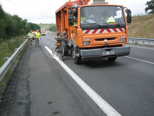 Decorative paint - AXION WALLIS - PEINTURES MAESTRIA - outdoor / for roads / for concrete