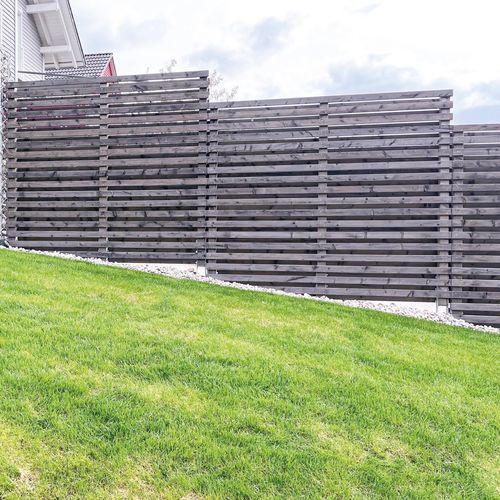 Panel screening - HORIZONTAL - Braun Wuerfele - pine / larch / wall