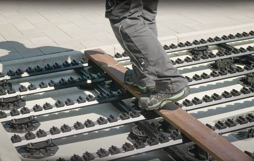 Aluminum fastening system - QLICK - Braun Wuerfele - for flooring / exterior