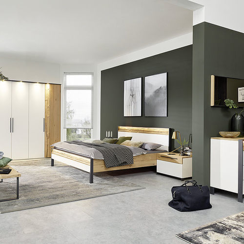 Double bed - JOLINE - Musterring - contemporary / with headboard / lacquered wood