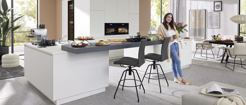 Contemporary kitchen - Musterring - lacquered wood / island / L-shaped