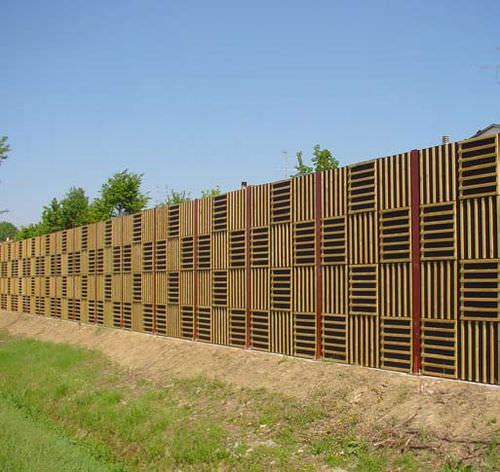 Noise barrier with modular panels - CIR ambiente - pine / polyester / polyethylene