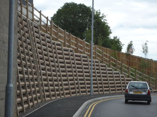 Concrete retaining wall - ANDACRIB - Phi Group - modular / prefab