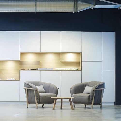 Contemporary armchair - Yas - Bosc - fabric / by Samuel Accoceberry / contract